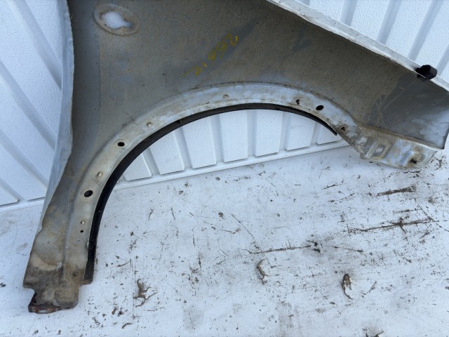 1475 Opel Corsa C 2000-2009 Bal első Sárvédő Fehér