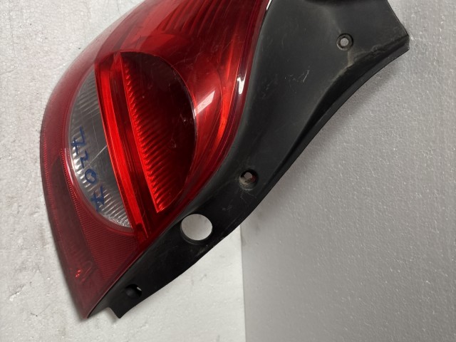 7207 Renault Clio III. 2007-2014 Bal hátsó Lámpa