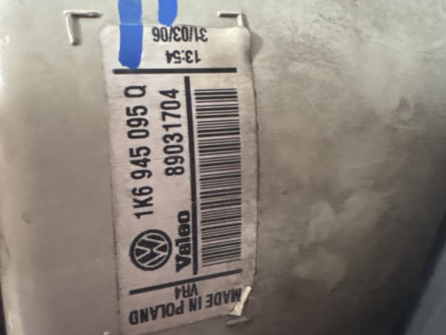 8192 Volkswagen Golf V. 2003-2008 Bal hátsó Lámpa
