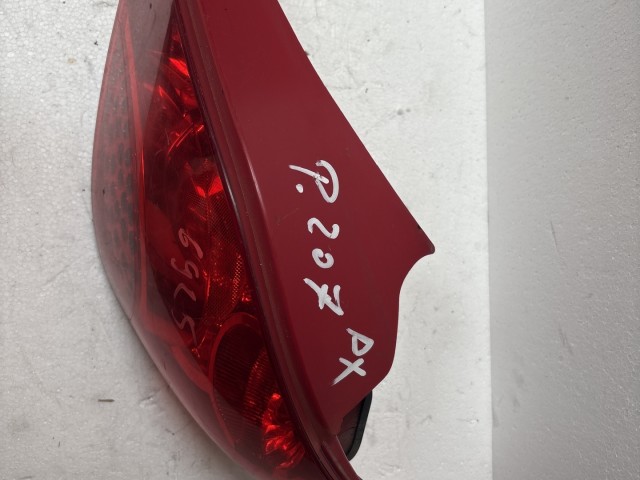 6925 Peugeot 207 2006-2014 Jobb hátsó Lámpa