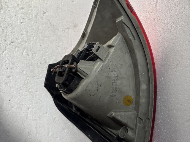 6938 Volkswagen Golf V. 2003-2008 Bal hátsó Lámpa