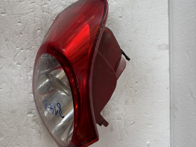 8148 Volkswagen Passat B6 2005-2010 Bal hátsó Lámpa