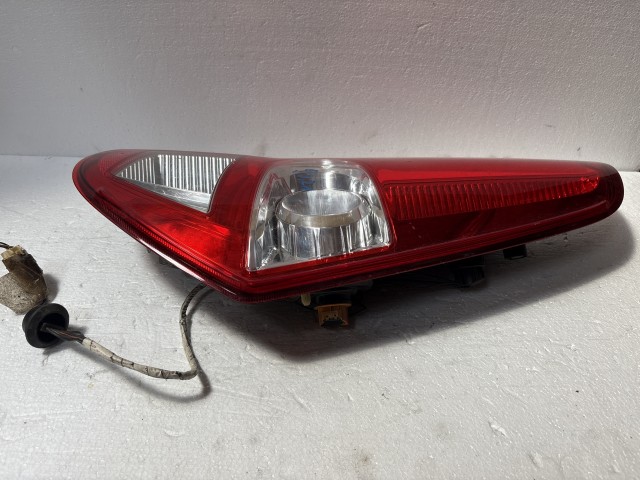 9021 Suzuki SPLASH 2008-2014 Jobb hátsó Lámpa