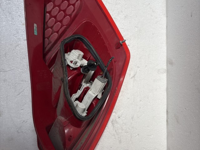 9007 Ford Fiesta 2008-2017 Bal hátsó Lámpa