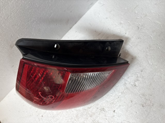 7296 Kia Rio 2005-2011 2005-2011 Bal hátsó Lámpa