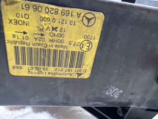 8410 Mercedes Benz A-Class(W169) 2004-2012 Jobb első Lámpa Fényszóró