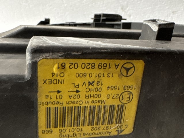 8422 Mercedes Benz A-Class(W169) 2004-2012 Jobb első Lámpa Fényszóró