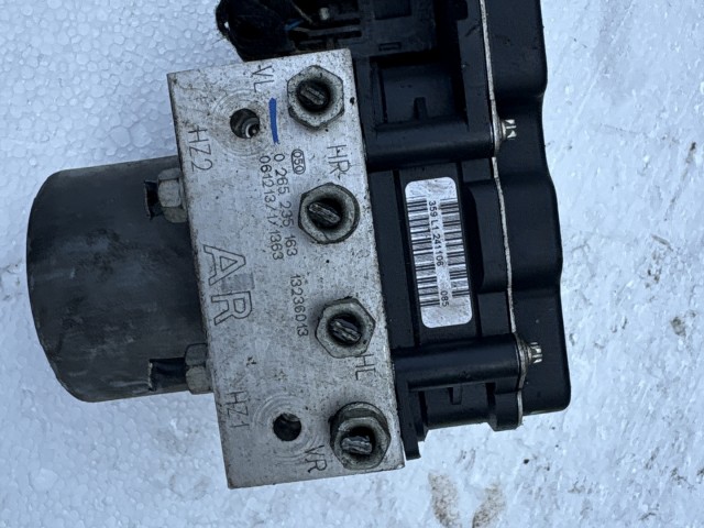 Opel Corsa D 2006-2014 ABS kocka 0265235163