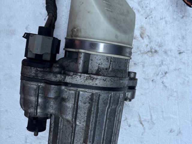 Opel Astra H 2004-2010 2004-2010 Kormányszervó szivattyú Használt  