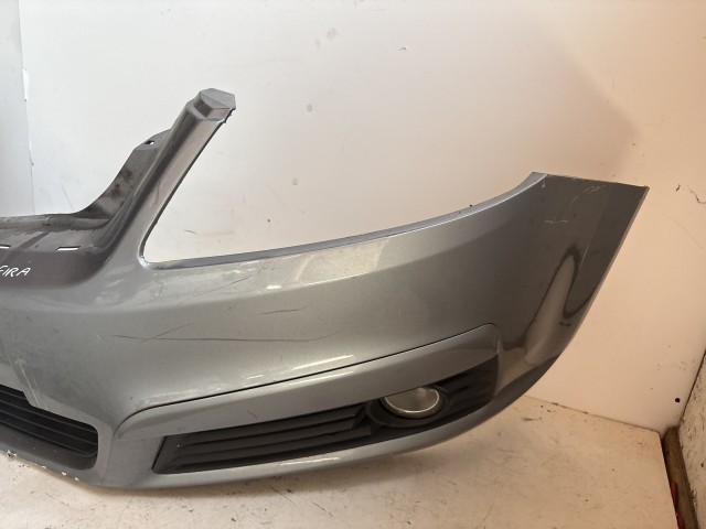 12176 Opel Zafira B 2005-2008 első Lökhárító Szürke Z163