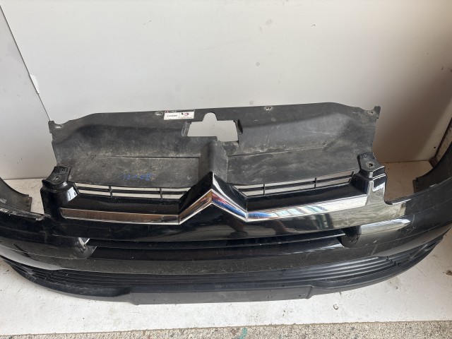 12178 Citroen C4 2014-2011 Első Lökhárító fekete