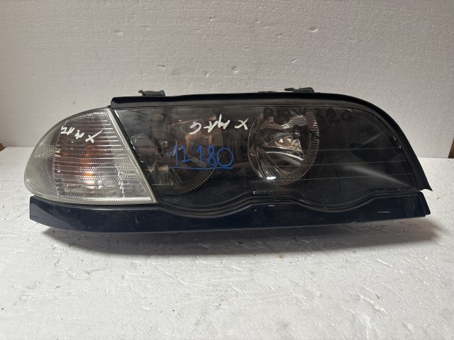 12180 BMW E46 1998-2004 Jobb első  Lámpa Fényszóró