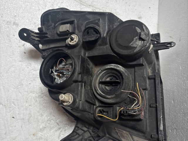 8457 Opel Meriva A 2003-2010 Jobb első  Lámpa Fényszóró
