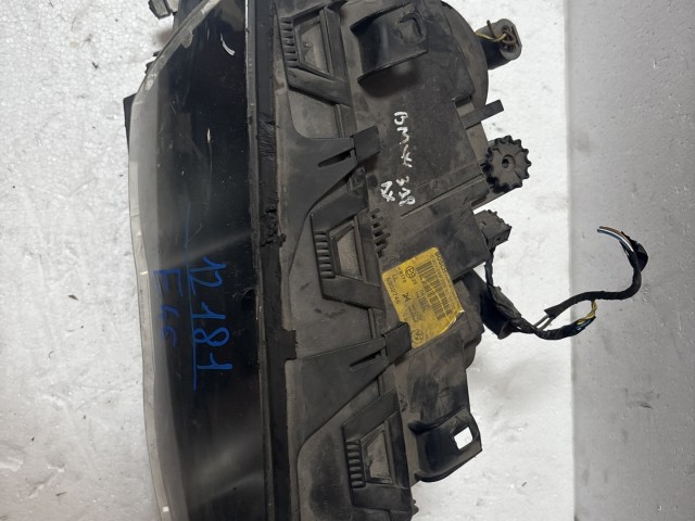 12181 BMW E46 1998-2004 Jobb első  Lámpa Fényszóró