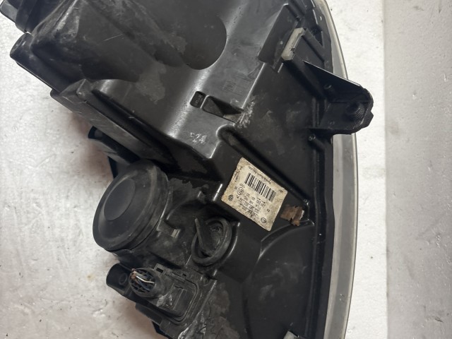 7624 Volkswagen Golf V. 2003-2008 Jobb első  Lámpa Fényszóró