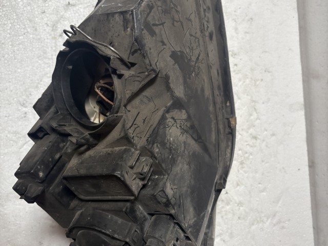 12185 Audi A4 B7 2004-2008 Bal első Lámpa Fényszóró