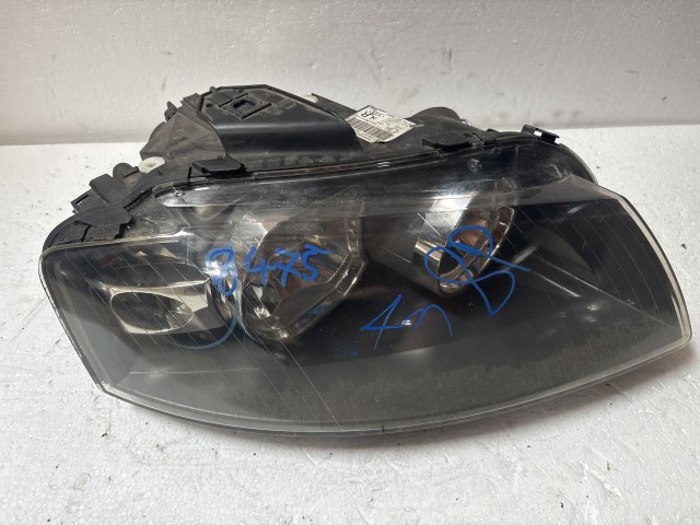 9475 Audi A3 8p 2003-2012 Jobb első  Lámpa Fényszóró