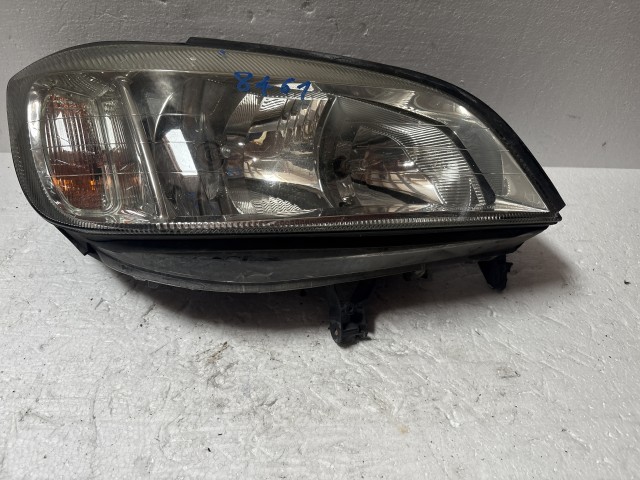 8461 Opel Zafira A 1999-2005 Jobb első  Lámpa Fényszóró