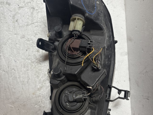 8461 Opel Zafira A 1999-2005 Jobb első  Lámpa Fényszóró