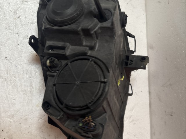 6815 Volkswagen Polo 2003-2009 Jobb első  Lámpa Fényszóró