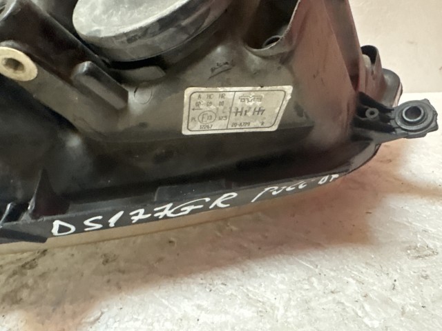 6797 Volkswagen Polo 2003-2009 Jobb első  Lámpa Fényszóró