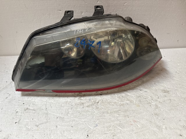 8471 Seat Ibiza 6J 2009-2015 Bal első  Fényszóró