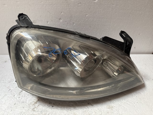 8067 Opel Corsa C 2000-2006 Jobb első projektoros Lámpa Fényszóró