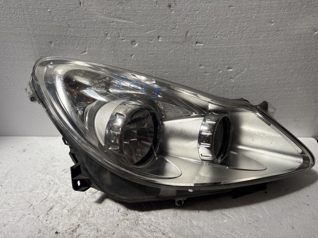 8069 Opel Corsa D 2006-2014 Jobb első Lámpa Fényszóró