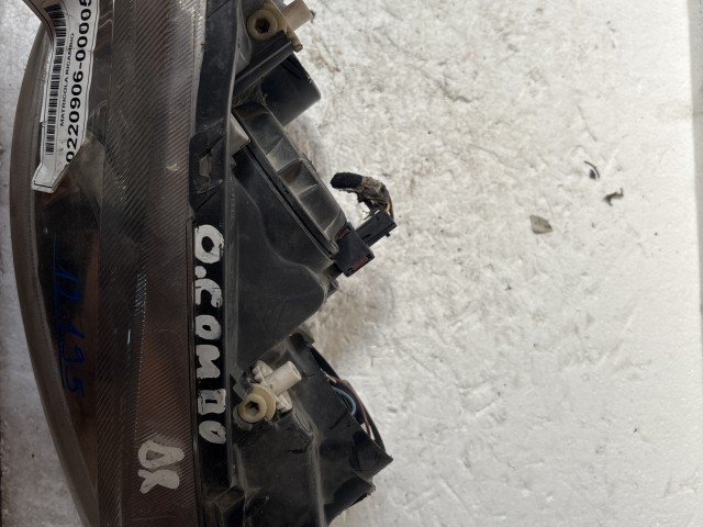 12195 Opel Combo C 2002-2011  Jobb első Lámpa Fényszóró