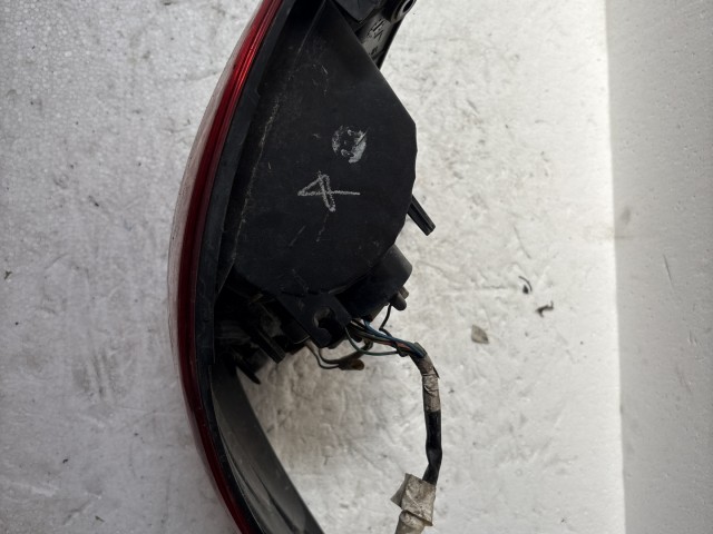 12196 Suzuki SX4 2007-2013 bal hátsó Lámpa