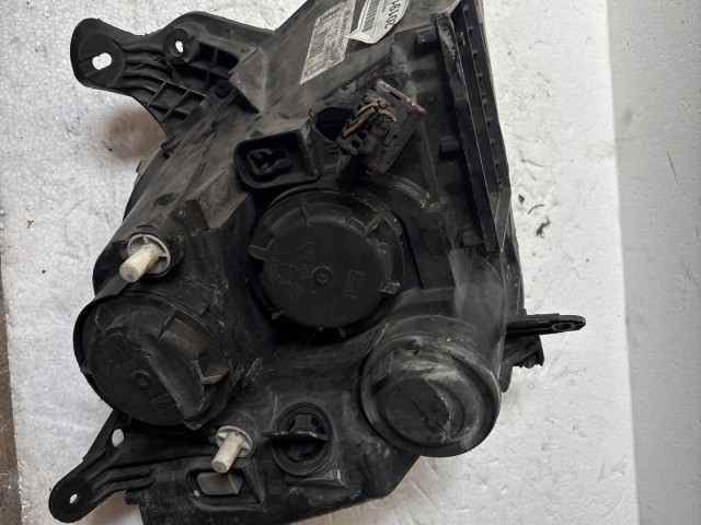 12198 Opel Meriva A 2003-2010  Bal első Lámpa Fényszóró