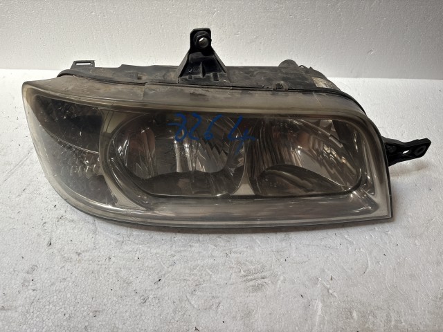 8264 Peugeot Boxer 2006 Jobb első Lámpa Fényszóró