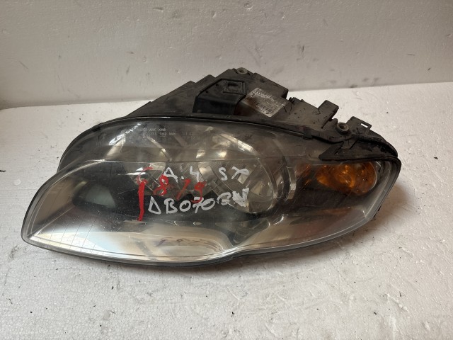 6879 Audi A4 B7 2004-2008 Bal első  Lámpa Fényszóró