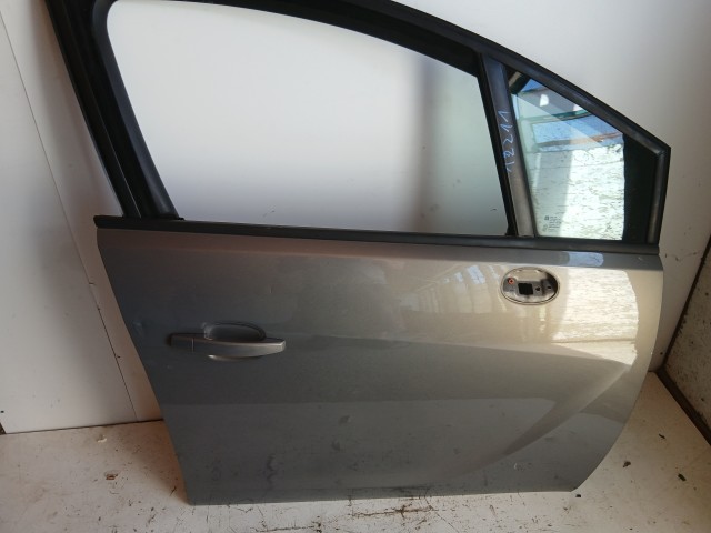 12211 Opel Meriva B Jobb első Ajtó  Barna  Z40w