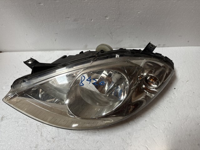 8420 Mercedes Benz A-Class(W169) 2004-2012 Bal első Lámpa Fényszóró