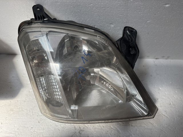 7015 Opel Meriva A 2003-2010 Jobb első Lámpa Fényszóró