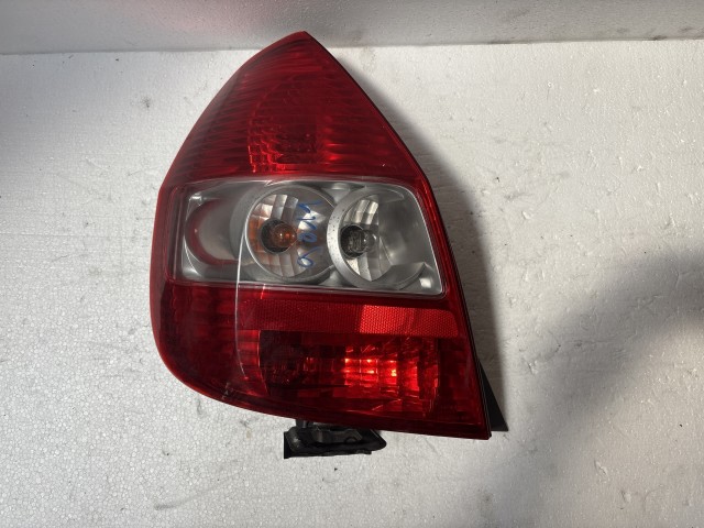 9011 Honda Jazz II. 2002-2008 Bal hátsó Lámpa