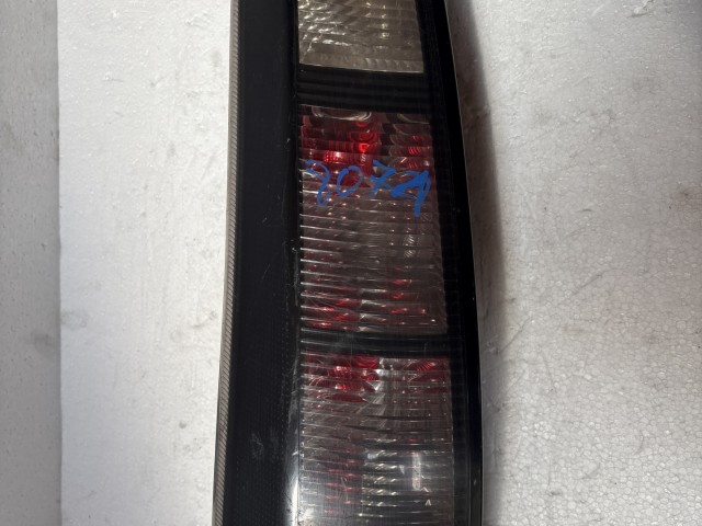 8071 Opel Meriva A 2003-2010 Bal hátsó Lámpa
