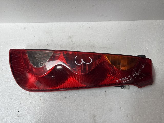 6961 Nissan Note 2006-2012 Jobb hátsó Lámpa