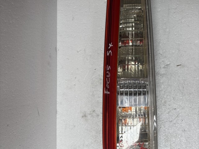 6947 Ford Focus II. 2004-2011 Bal hátsó Lámpa