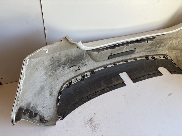 2225 Opel Astra J 2009-2015 Hátsó Lökhárító Használt 5 ajtós fehér