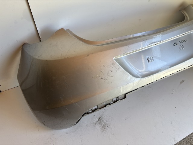 1726 Opel Astra J 2009-2015 Hátsó Lökhárító Használt Szürke 5 ajtós