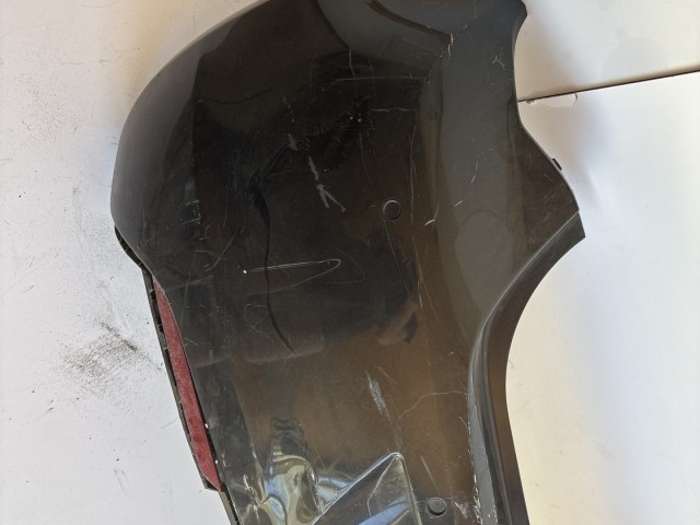 3687 Opel Astra J 2009-2015 Lökhárító Hátsó Használt Fekete Z22c 5 ajtós radaros