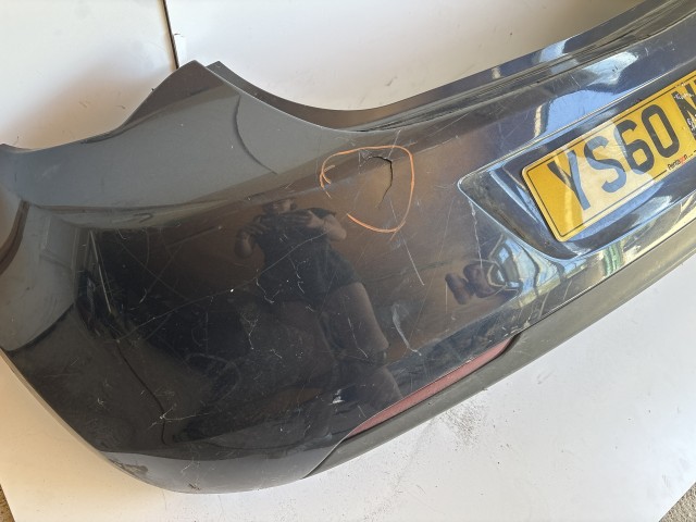 2219 Opel Astra J 2009-2015 Hátsó Lökhárító 5 ajtós sérült