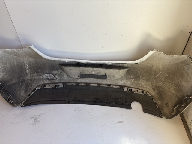 1494 Opel Astra J 2009-2012 Hátsó Lökhárító Használt hátsó Fehér 5 ajtós