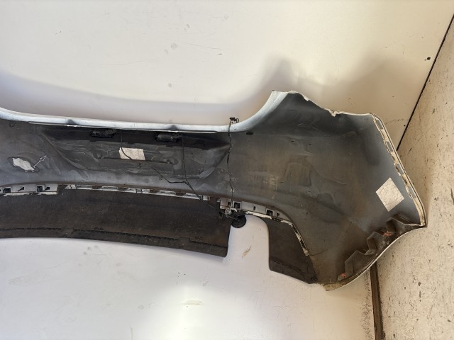 5271 Opel Astra J 2009-2015 Hátsó Lökhárító Használt Fehér 5 ajtós