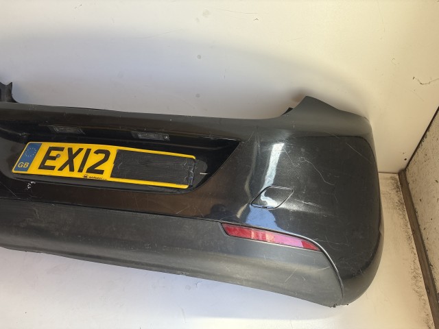 3686 Opel Astra J 2009-2015 Hátsó Lökhárító Használt 5 ajtós