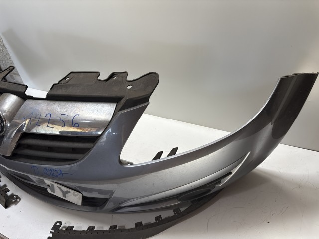 12256 Opel Corsa D 2006-2014 Első Lökhárító szürke z163