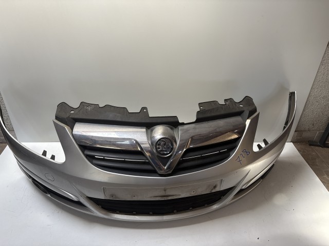 728 Opel Corsa D 2006-2014 Első Lökhárító ezüst z157