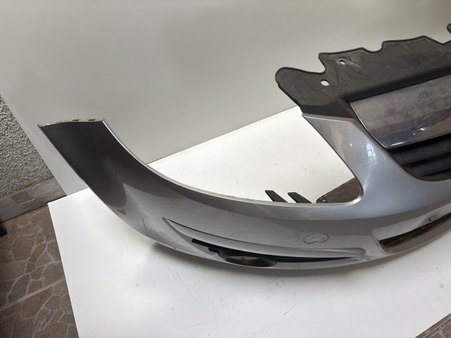 728 Opel Corsa D 2006-2014 Első Lökhárító ezüst z157